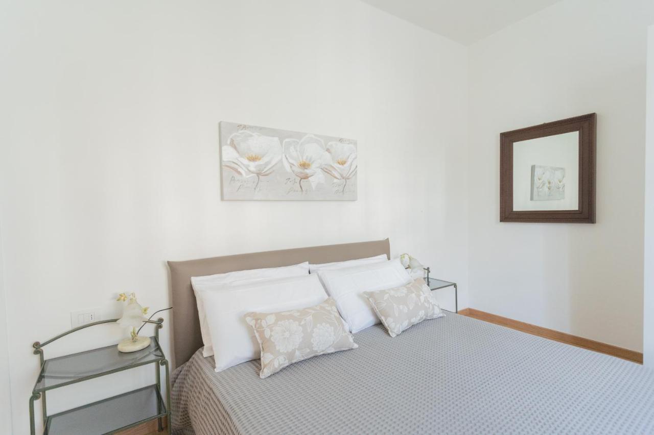 Tina'S Window On Lake Como By Rent All Como Mezzegra Ngoại thất bức ảnh